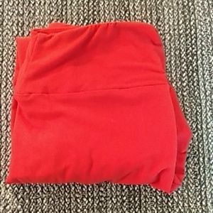 Lularoe leggings one size red